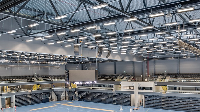 MLB》金河成超级美技 总教练吓坏全场惊呆